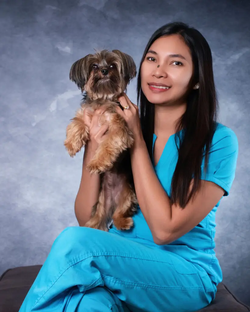 Our Team - Rachelle Ann of Faithful Friends Animal Hospital